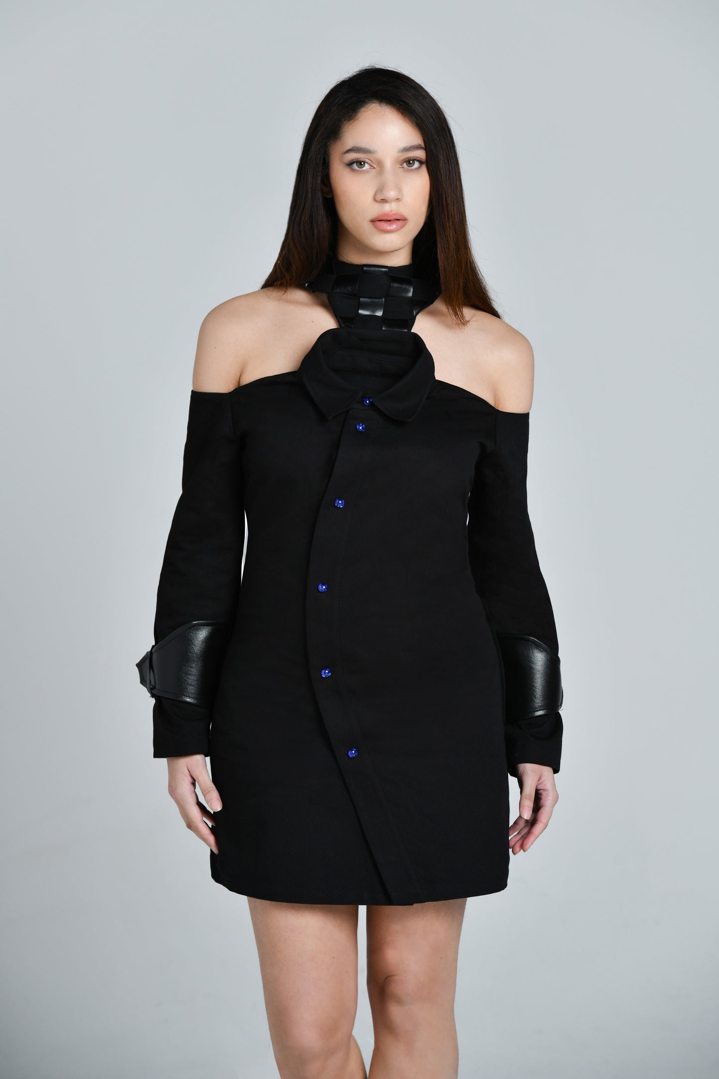 Robe Noir tressée